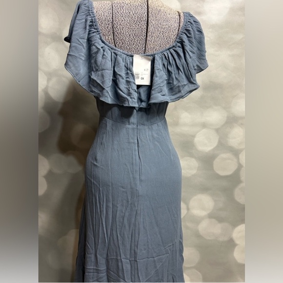 Forever 21➕ blue cold shoulder dress 0x - Picture 3 of 4